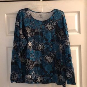 Plus size floral shirt